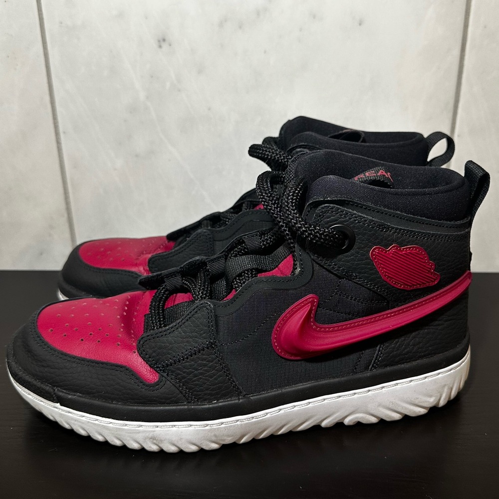 Air Jordan 1 High React sz 10